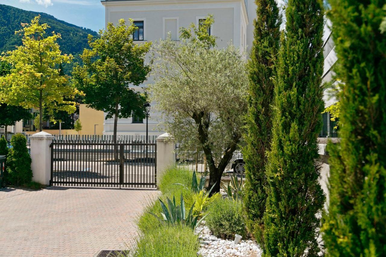 Garni Villa Tyrol - Adults Only Merano Luaran gambar
