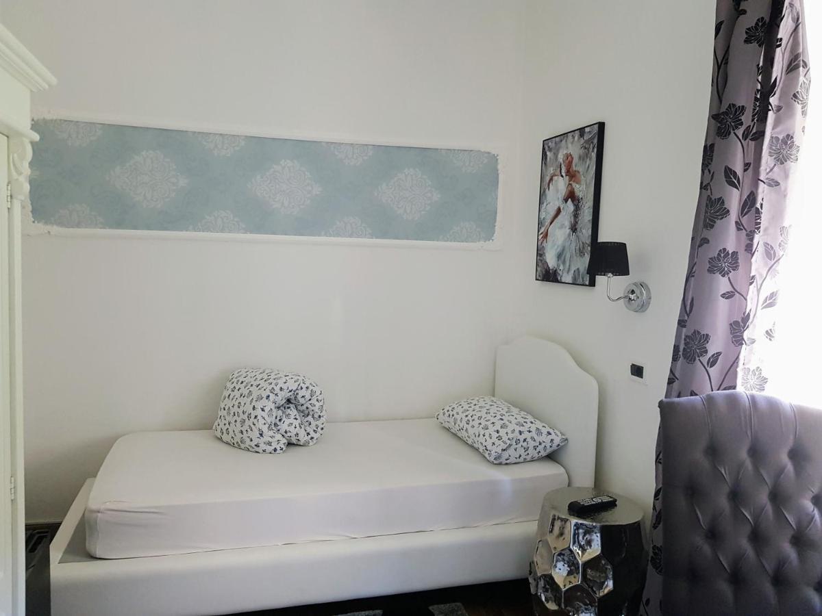Garni Villa Tyrol - Adults Only Merano Luaran gambar